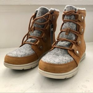 NEVER WORN Sorel Explorer Joan Waterproof Boot
